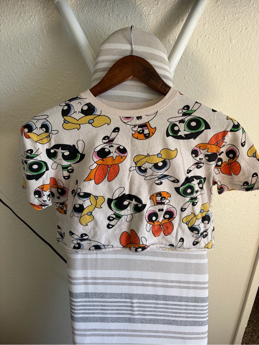 Cartoon Network Multicolor Powerpuff-Style Crop Tee - White